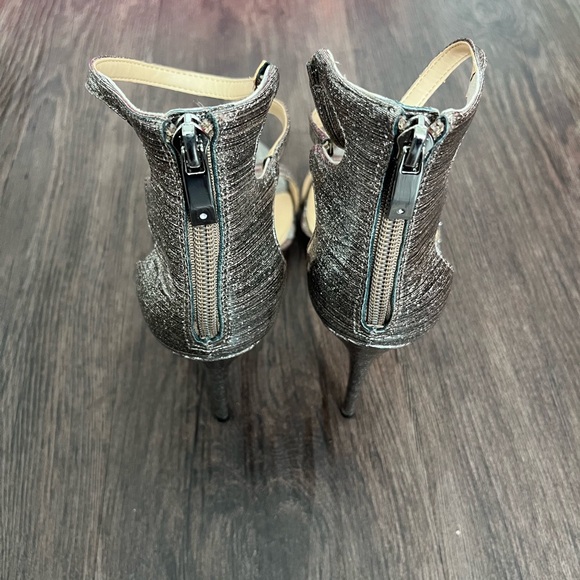IMAGINE BY VINCE CAMUTO•SIZE 41•SILVER GRAYISH STRAPPED STILLETO’S - Picture 5 of 16